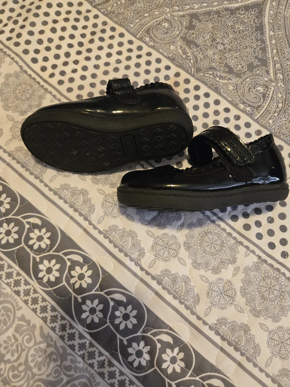 Carter's Black Patent Mary Jane Baby Walker Shoes Size 6
